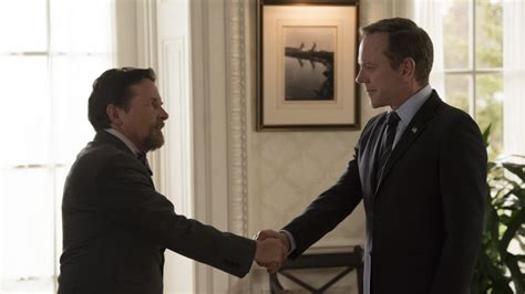 'Designated Survivor': Michael J. Fox & Kiefer Sutherland Reunite 30 ...