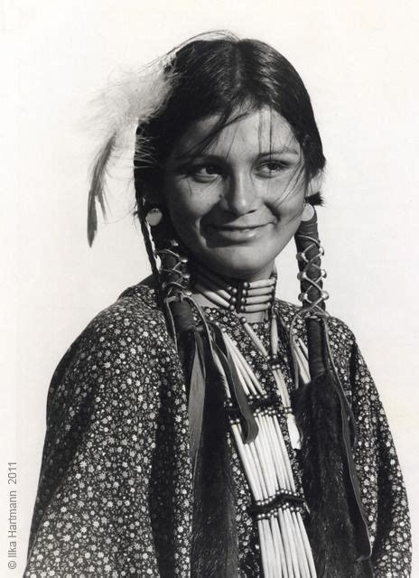 Chippewa Indian Women | Ilka Hartmann Photography - Indian America ...