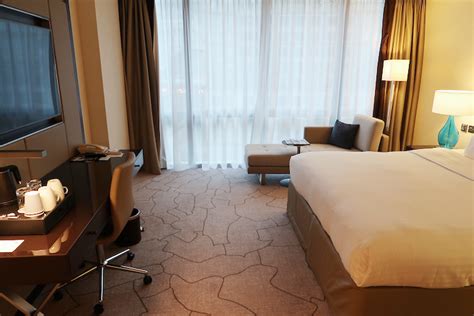 London Marriott Canary Wharf - Executive Room (In Pictures)