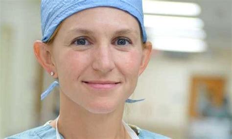 Famous Female Surgeons | List of Top Female Surgeons