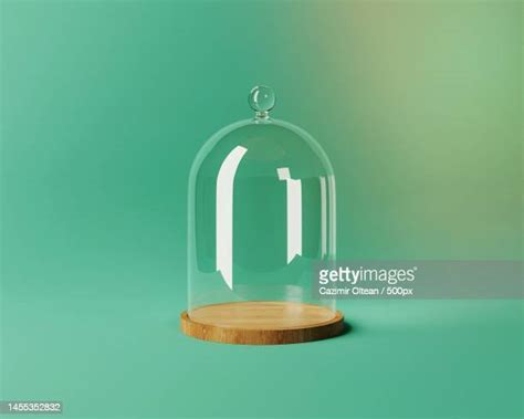 Glass Display Case Store Photos and Premium High Res Pictures - Getty Images