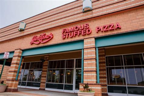 Best Pizza Place in Buffalo Grove, IL | Giordano's