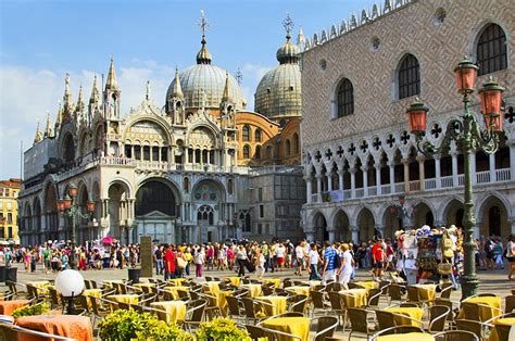 Exploring St. Mark's Basilica in Venice: A Visitor's Guide | PlanetWare