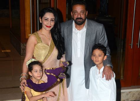 Sanjay Dutt misses his family as Maanayata Dutt and kids Iqra and ...