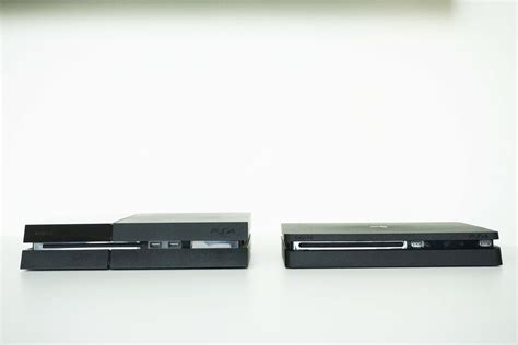 IN PHOTOS: How the PS4 Slim compares to the the original PS4