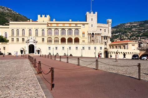 Monaco - Palace Guards Building Editorial Stock Image - Image of tourism, monaco: 201353699