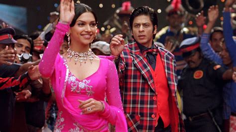 ‘Shah Rukh Khan is a phenomenon,’ writes an emotional Deepika Padukone for King Khan