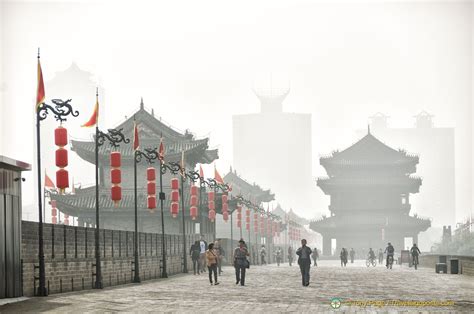 Xi'an City Wall | Ancient City Wall | Xi'an Attractions