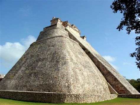 Pre-Hispanic Town of Uxmal Historical Facts and Pictures | The History Hub