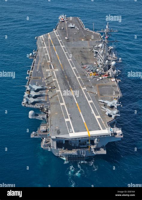 Aerial view of the US Navy Nimitz class super carrier USS Carl Vinson ...