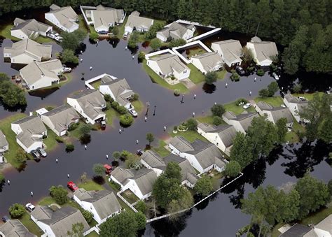 Historic flooding in South Carolina - The Boston Globe