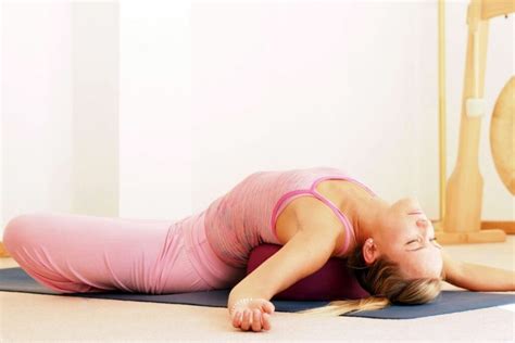 Fish Pose (Matsyasana): Do, Advantages, Precautions and Variations - Health Food Fitness and ...