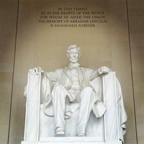 Touring the Monuments in Washington, D.C. - Allegiant Destinations