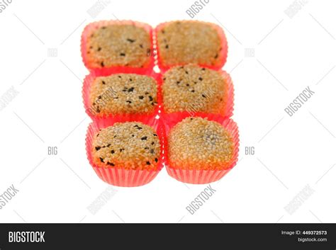 Mochi Cakes.sesame Image & Photo (Free Trial) | Bigstock