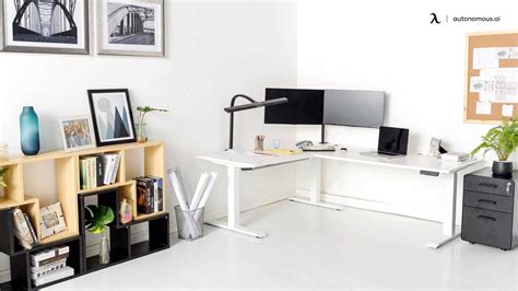 Some L-shaped Desk Office Layout Ideas for Feng Shui