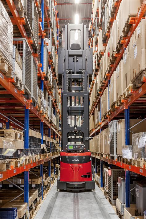 Linde adds VNA order picker to range of robotic trucks - Logistics Inside :Logistics Inside