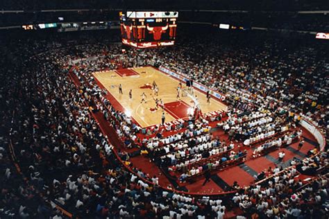 The Bulls would still be playing in Chicago Stadium. - 23 Ways NBA ...