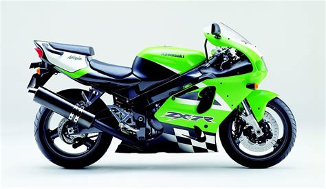 Hříšná rozkoš: Kawasaki ZX-7R Ninja - MOTOHOUSE