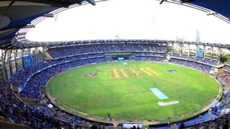 Wankhede Stadium Mumbai Pitch Report for IPL 2023, Weather Forecast ...