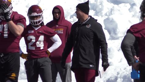 UMD football looks to fill holes left by graduating players - WDIO.com