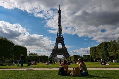 Security alert prompts Eiffel Tower evacuation – Klik Asean