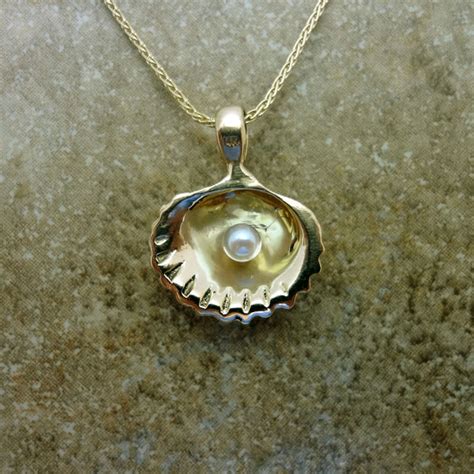 Clam shell pendant charm jewelry Silver 14k gold 3D realistic Handmade ...