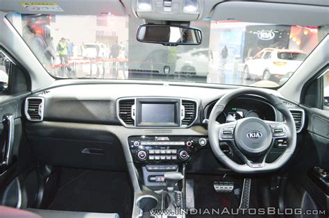 Kia Sportage dashboard at Auto Expo 2018