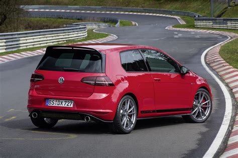 Official: 2017 Volkswagen Golf GTI Clubsport S - GTspirit