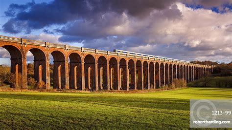 The Ouse Valley Viaduct (Balcombe | Stock Photo