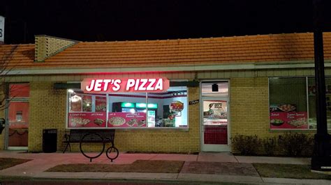 Jet's Pizza - Grosse Pointe, MI 48230 - Menu, Reviews, Hours & Contact