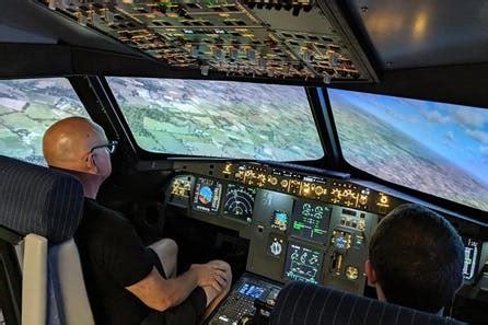 Flight Simulator Experience - Plane Simulator | Virgin Experience Days