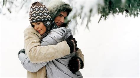 Love Couple Hug Long Awaited Love Winter Snow Romantic Couple Wallpapers Hd 2560x1440 ...