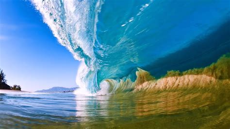 Stunning Ocean Waves Wallpaper HD for your desktop Free Download