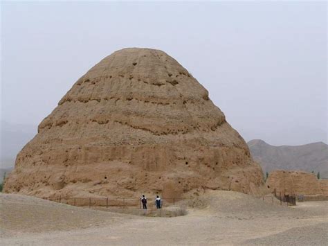 chinese pyramid - Hledat Googlem | Ancient china, Pyramids, Tomb