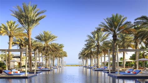 The 5 Best MICHELIN Guide Beach Resorts in Abu Dhabi