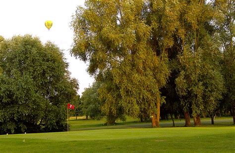 Golf de Madine, Meuse - 9 hole golf in France