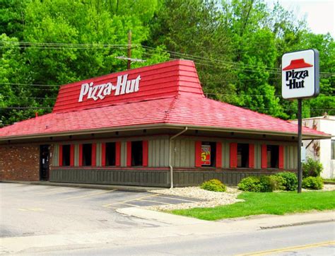 Pizza Hut Building : r/nostalgia