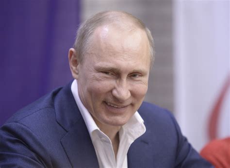 Russian President Vladimir Putin Awards Himself Large Pay Rise