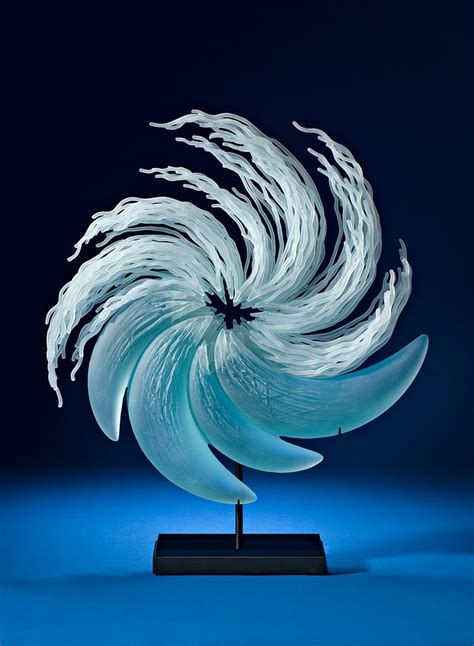 Layered Glass Sculptures Mimic the Everyday Drama of the Natural World ...