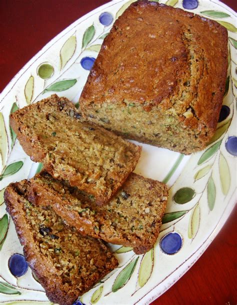 Meet The Shannons: The Betty Crocker Project : Zucchini Apple Bread