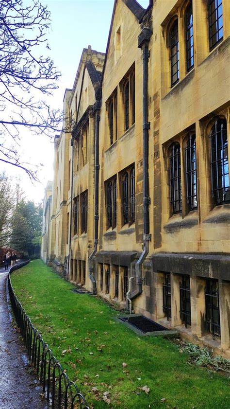 Oxford University Buildings Editorial Stock Photo - Image of vehicle ...