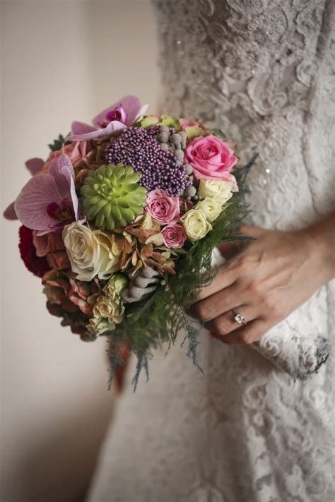 Free picture: bouquet, decoration, dress, elegance, hand, marriage, wedding, wedding ring, wife ...