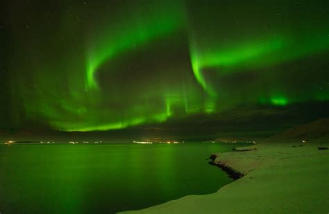 How to Photograph Northern Lights :: Akureyri, Iceland — Hans Mast