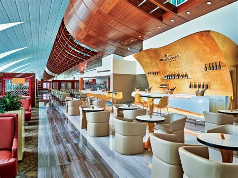 Emirates Opens Access to Premium Lounges at Dubai Airport - GTP Headlines