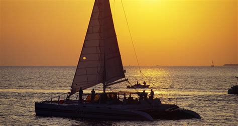 🌅 6 Best Key West Sunset Dinner Cruises In 2023