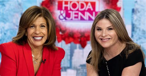 Hoda Kotb and Jenna Bush Hager reveal what’s on their nightstands