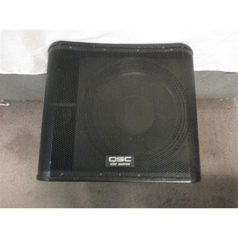 Used QSC KW181 1000W Powered Subwoofer | Musician's Friend