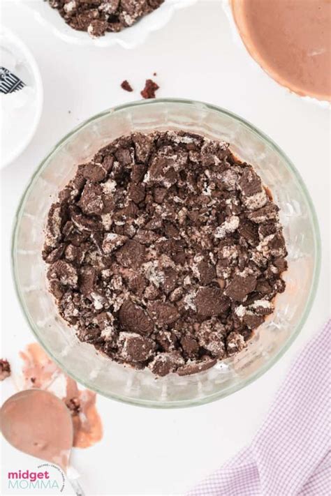 Chocolate Trifle Recipe - Easy to Make chocolate Layer Dessert
