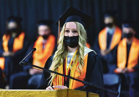 Rainier's Class of 2021 Graduates Amid Show of ‘Resilience’ | Nisqually ...