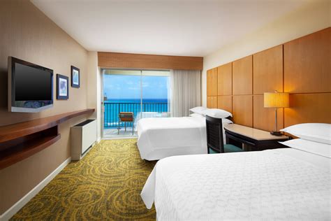 Hotel Rooms & Amenities | Sheraton Waikiki